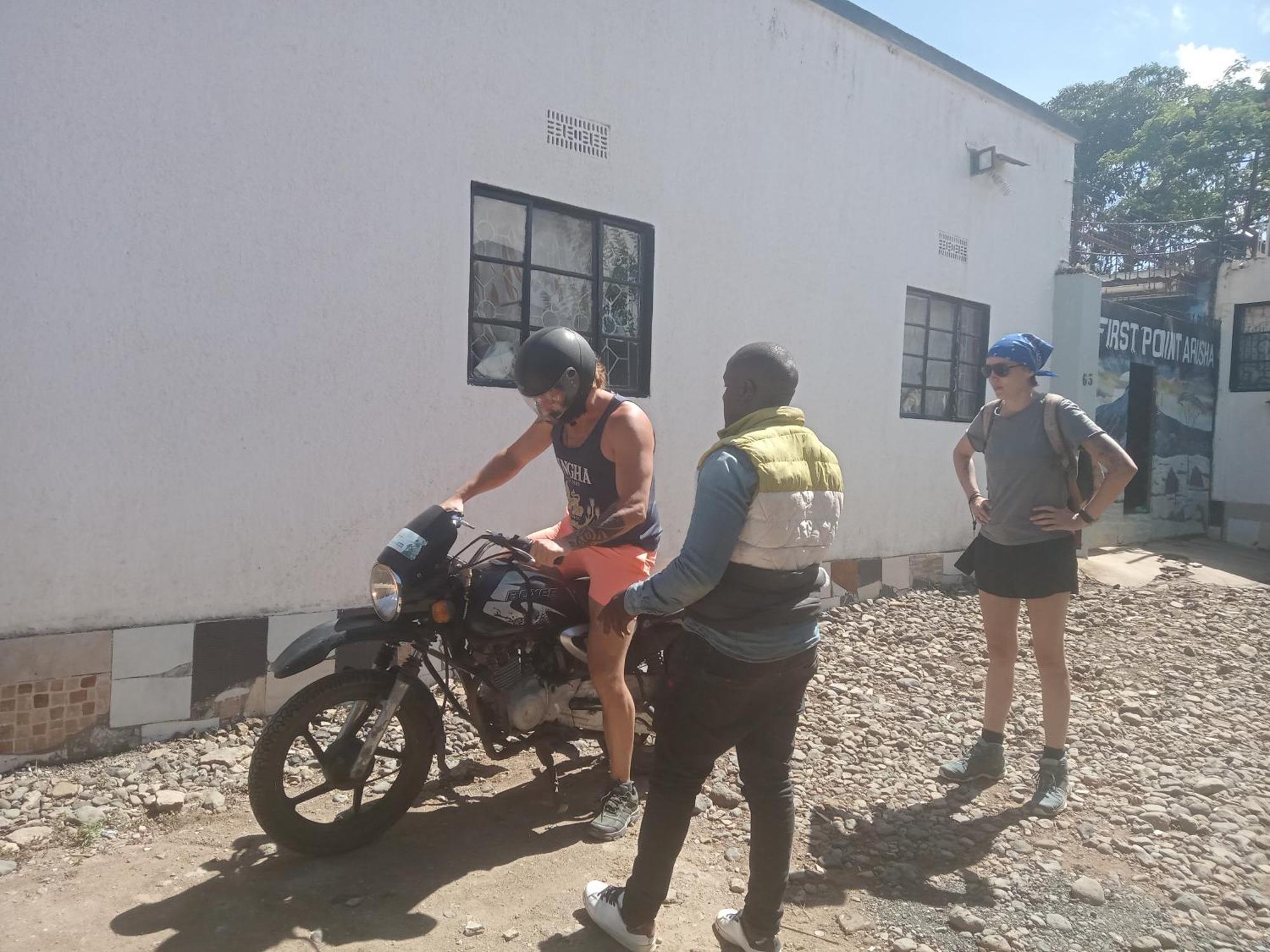 First Point Arusha Hostel מראה חיצוני תמונה